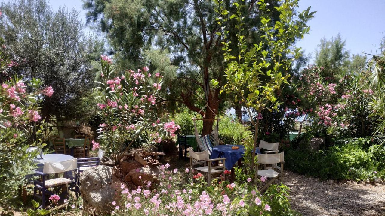 Georgoshouse Lykos Beach Sfakia Livaniana Exterior foto
