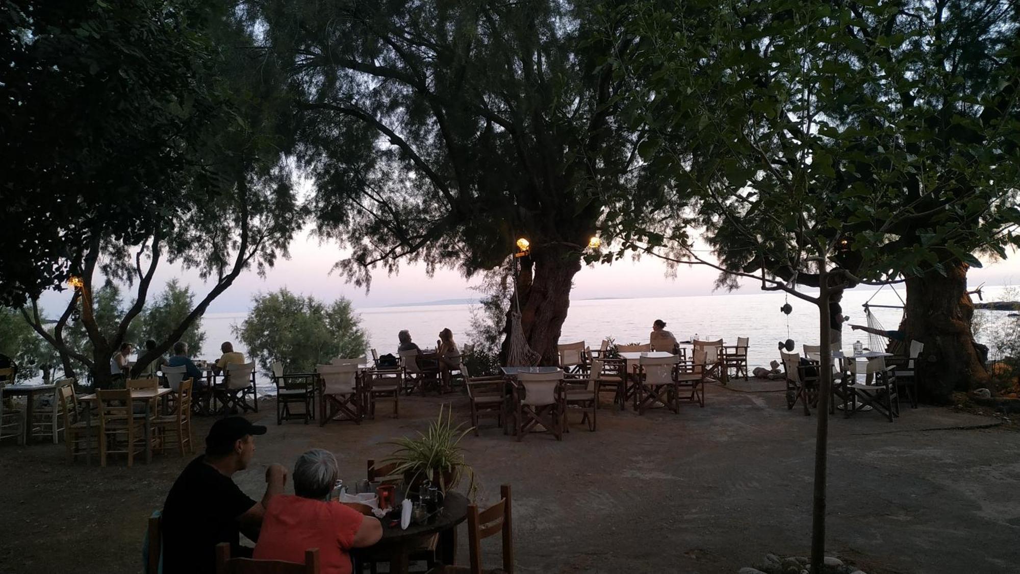 Georgoshouse Lykos Beach Sfakia Livaniana Exterior foto
