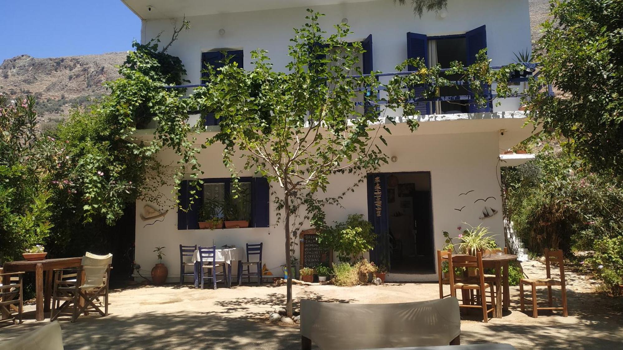Georgoshouse Lykos Beach Sfakia Livaniana Exterior foto